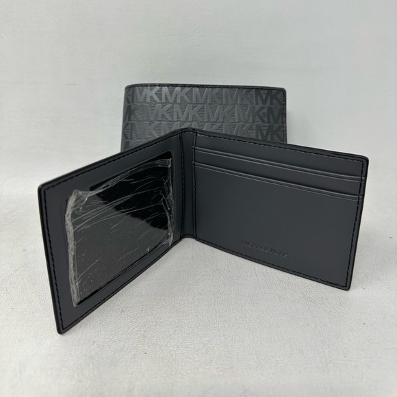 Michael Kors 3 in 1 Billfold Wallet & Passcase,Men's  Size OS - Black - Picture 10 of 10